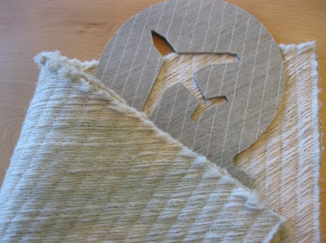 Moulage par compression résine thermoplastique